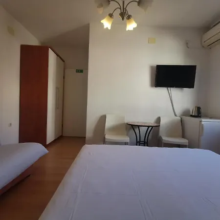 Apartment Tomo *