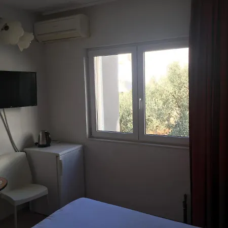 Tomo Apartment